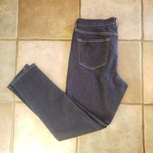 Ladies Old Navy Curvy Skinny Jean